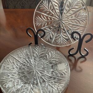 5th Ave Crystal Ltd set of 4 clear crystal luncheon plates leaf pattern